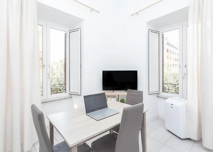 Leisure&business In Prati San Pietro Valadier