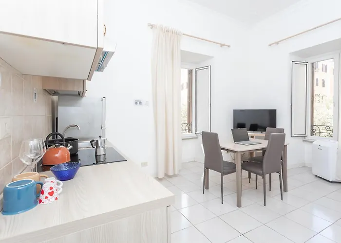 Leisure&business In Prati San Pietro Valadier Apartment *